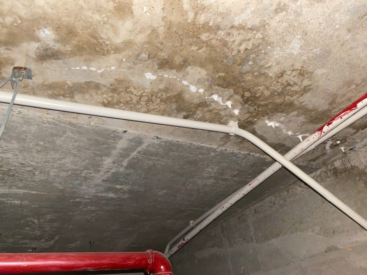 Chống thấm ngược trần bê tông